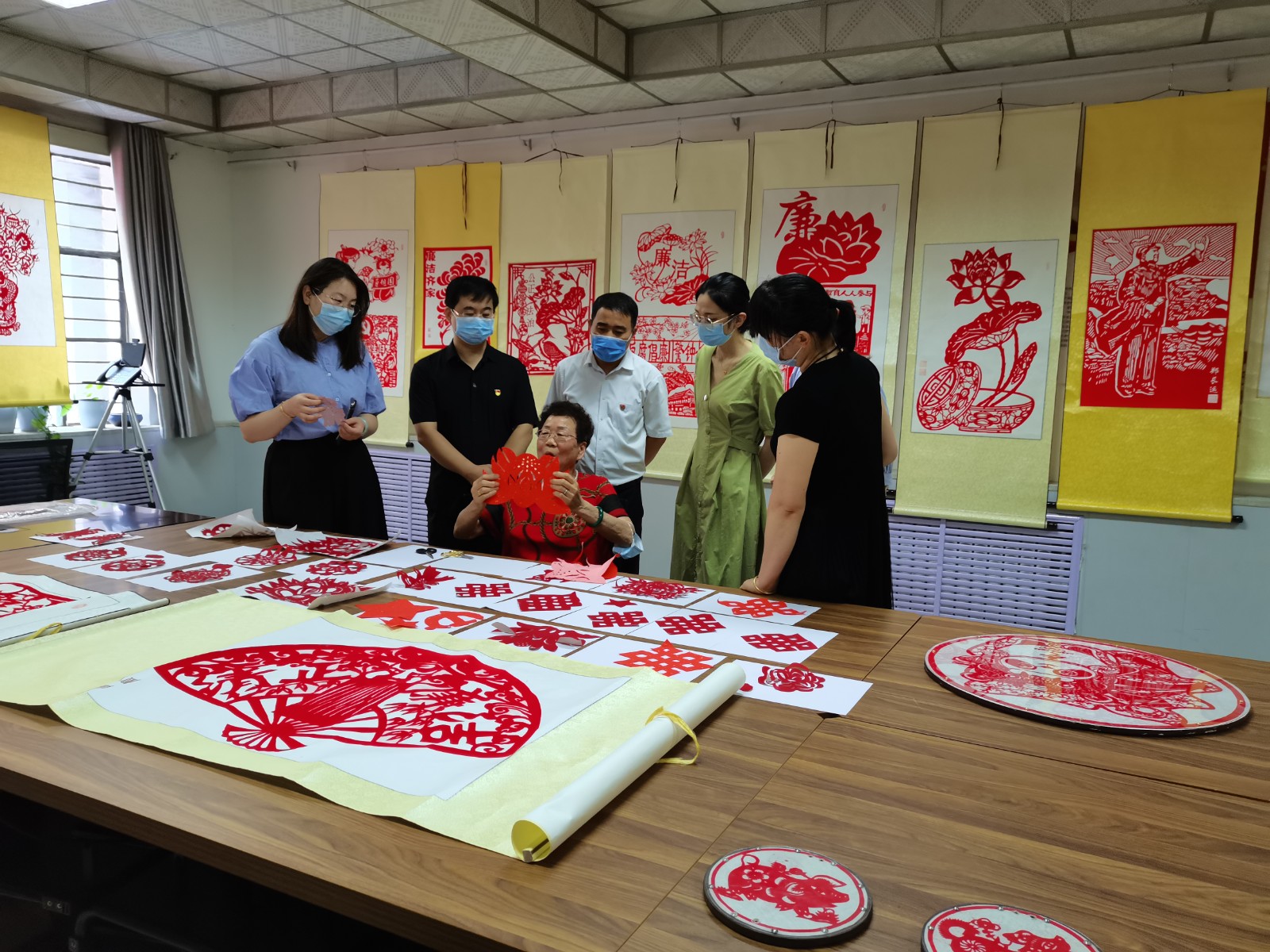 剪纸.jpg